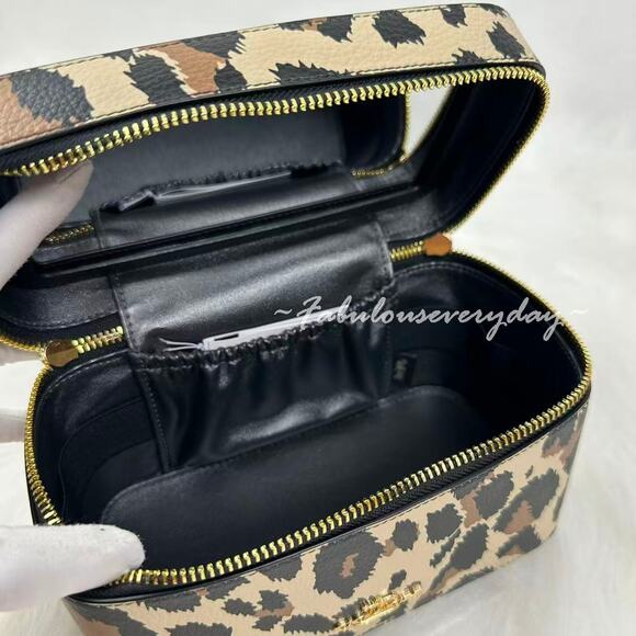Coach Cosmetic Case With Leopard Print In Leather/Gold/Leopard Multi CCF43 NWT - Picture 5 of 8